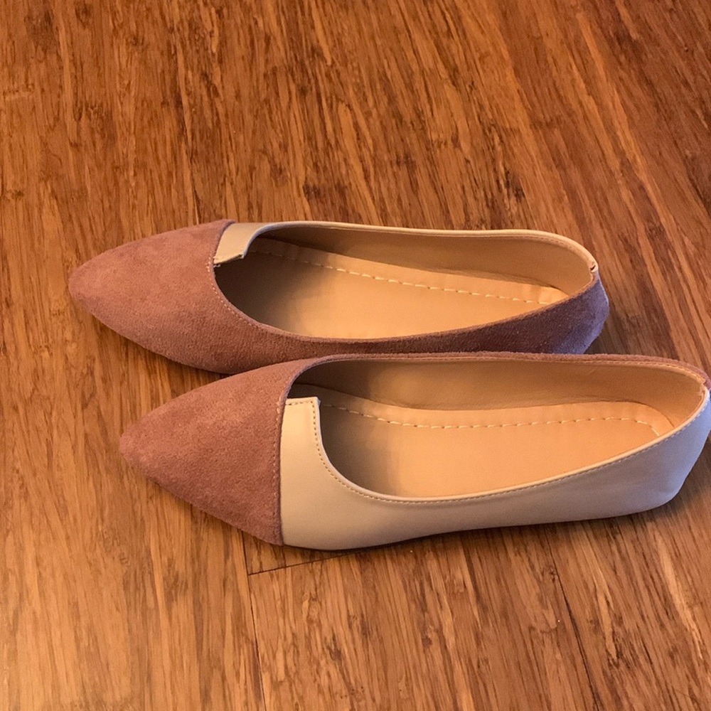 Flat shoes